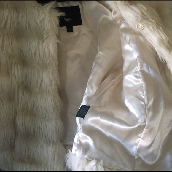 ShaGgY BeiGe Cr0pPed FauX FuR JaCkEt. - Picture 6 of 12